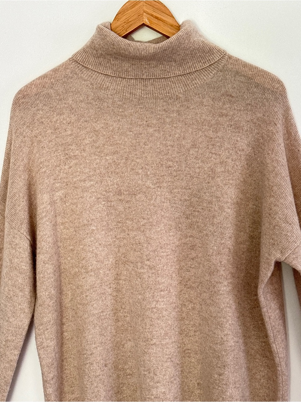Nordstrom 100% Cashmere Turtleneck Sweater Size XL Preppy Minimalist Neutral b76 - Picture 2 of 14